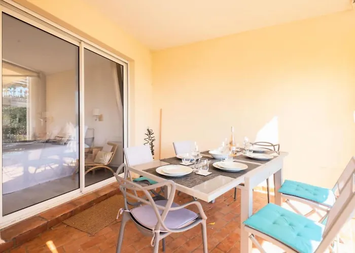 Daire Rare ! Superbe 3 Pieces Avec Jardin Face A La - Rare ! Superbe 3 Pieces Avec Jardin Face A La Mae-2143