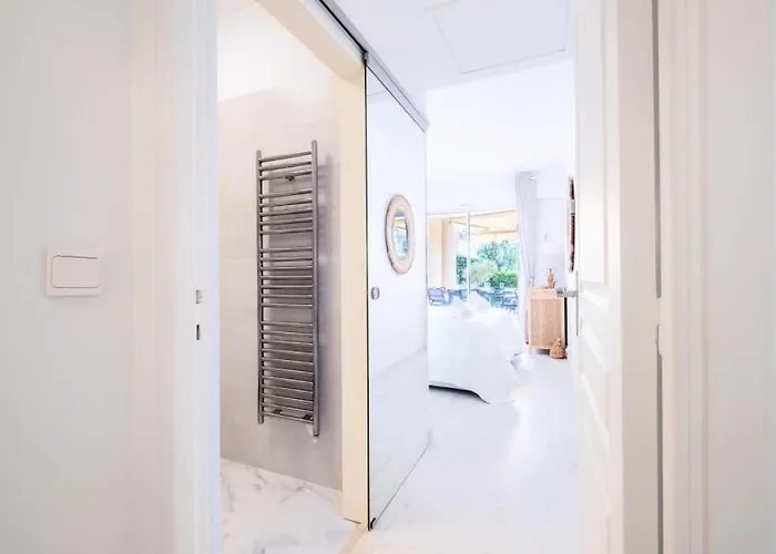 Daire Rare ! Superbe 3 Pieces Avec Jardin Face A La - Rare ! Superbe 3 Pieces Avec Jardin Face A La Mae-2143 Cannes