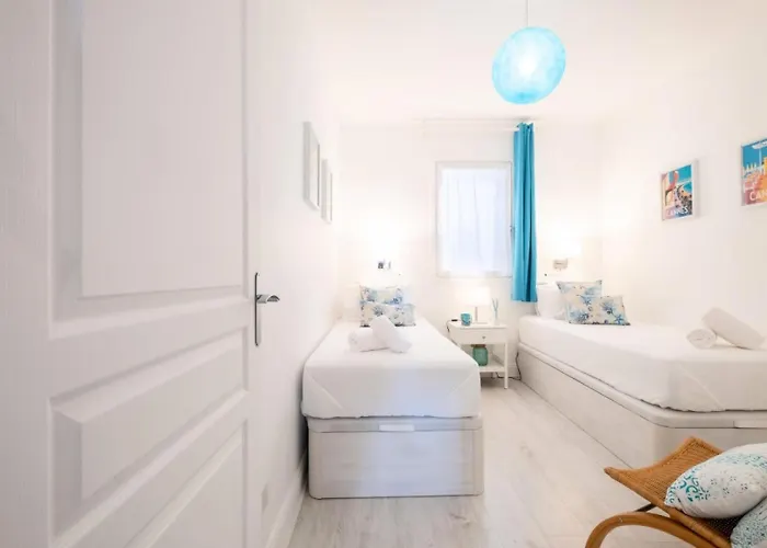 Rare ! Superbe 3 Pieces Avec Jardin Face A La - Rare ! Superbe 3 Pieces Avec Jardin Face A La Mae-2143 * Cannes